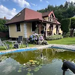 Casa de Férias Large With Garden, Close To The
