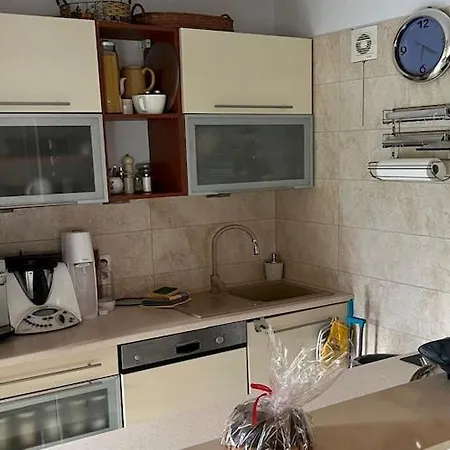 Vakantiehuis Large With Garden, Close To The *